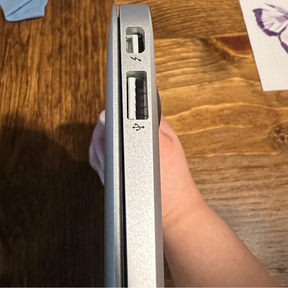 MacBook Air 2015 11-inch - Picture 7 of 16